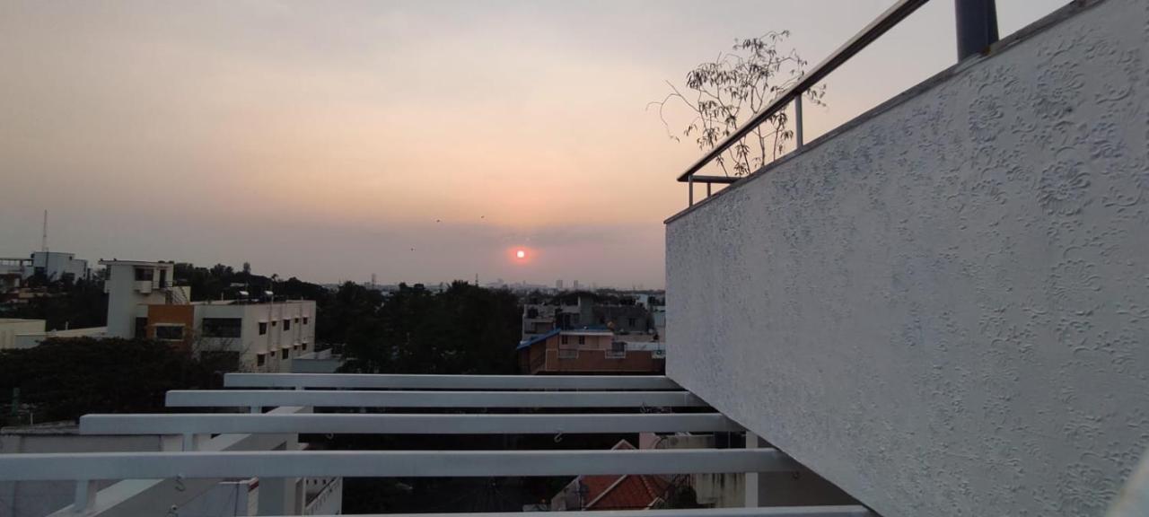 Rvr Abode -Private Rooms Bangalore Luaran gambar