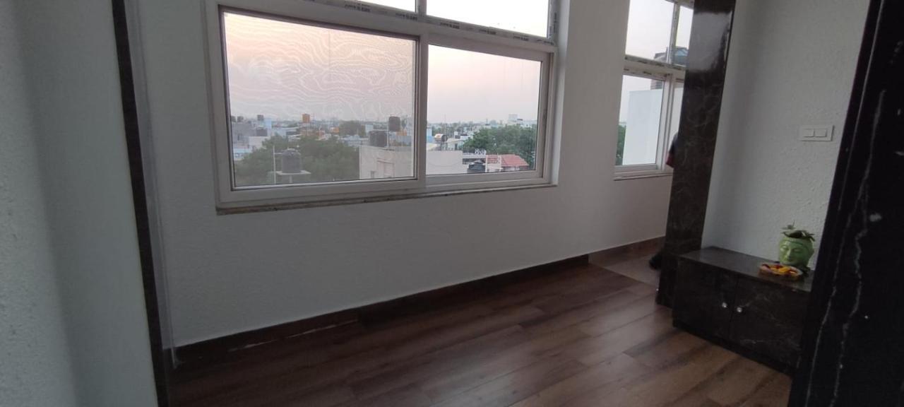 Rvr Abode -Private Rooms Bangalore Luaran gambar
