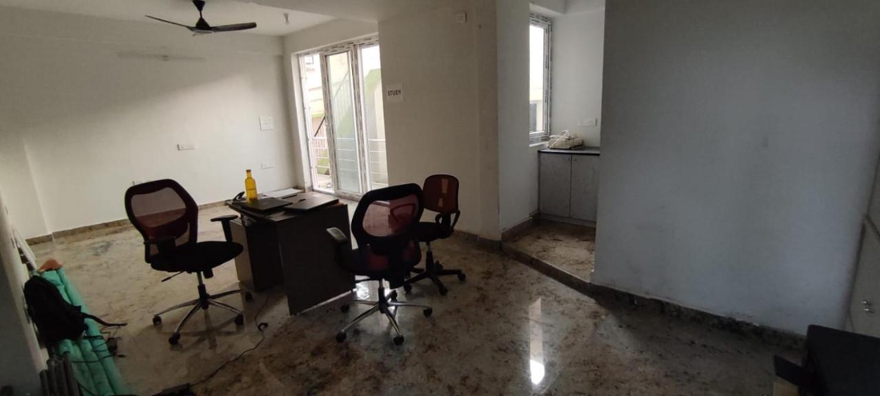 Rvr Abode -Private Rooms Bangalore Luaran gambar