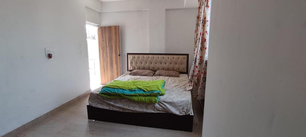 Rvr Abode -Private Rooms Bangalore Luaran gambar