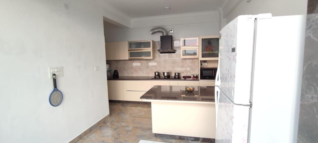 Rvr Abode -Private Rooms Bangalore Luaran gambar