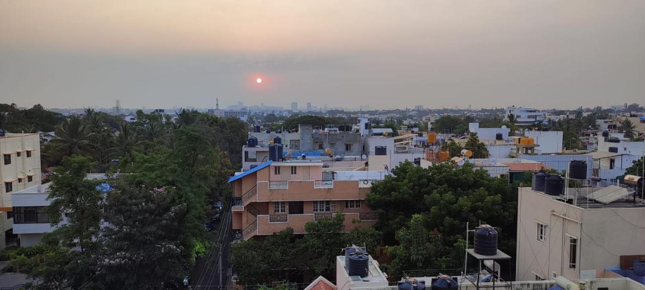 Rvr Abode -Private Rooms Bangalore Luaran gambar