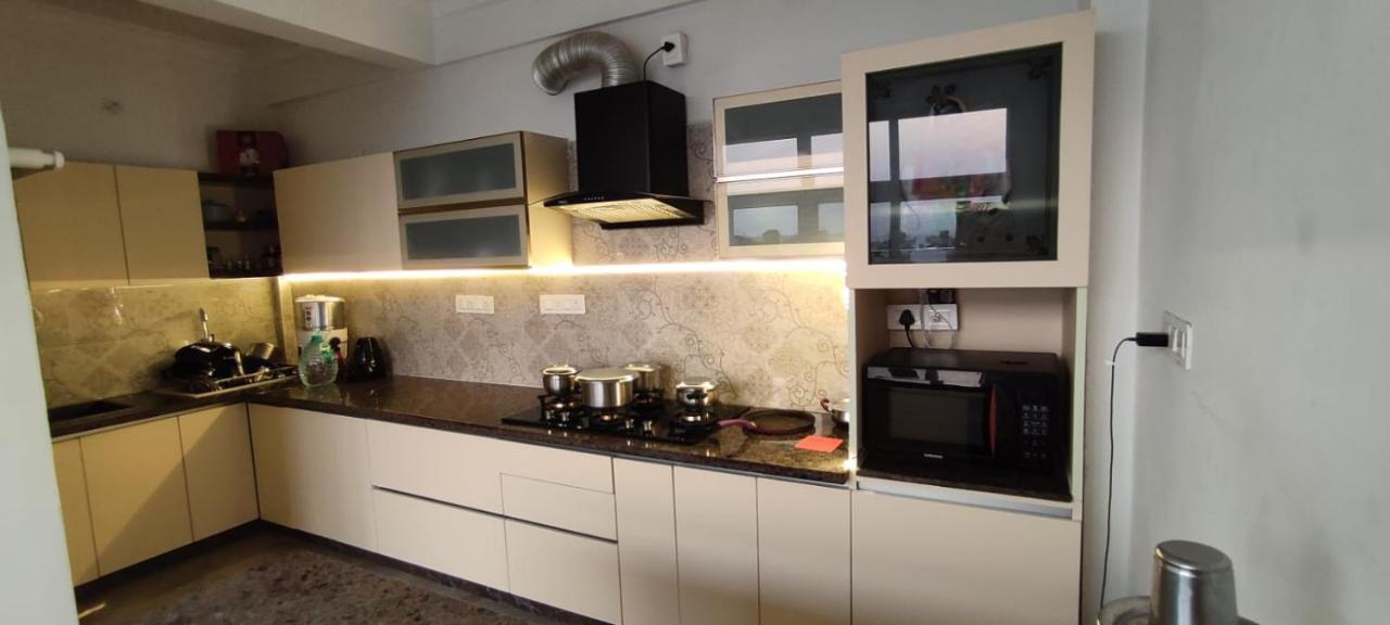 Rvr Abode -Private Rooms Bangalore Luaran gambar