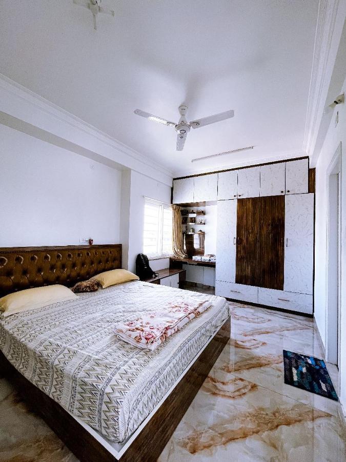 Rvr Abode -Private Rooms Bangalore Luaran gambar