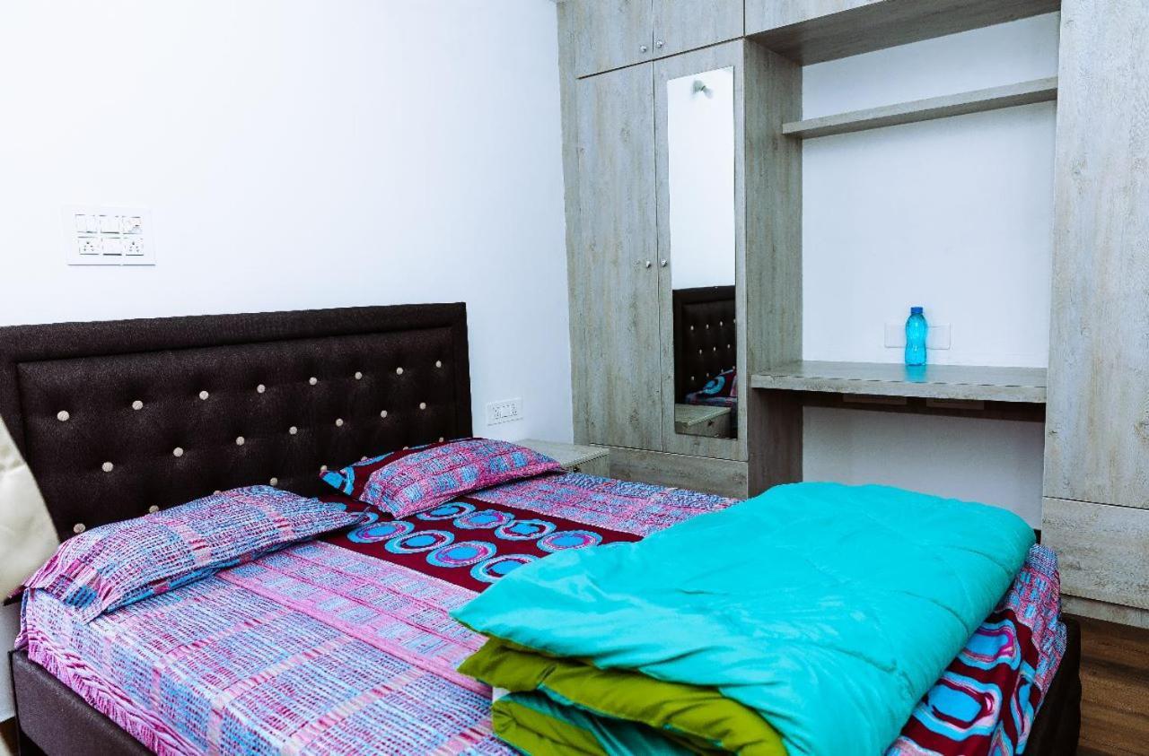 Rvr Abode -Private Rooms Bangalore Luaran gambar
