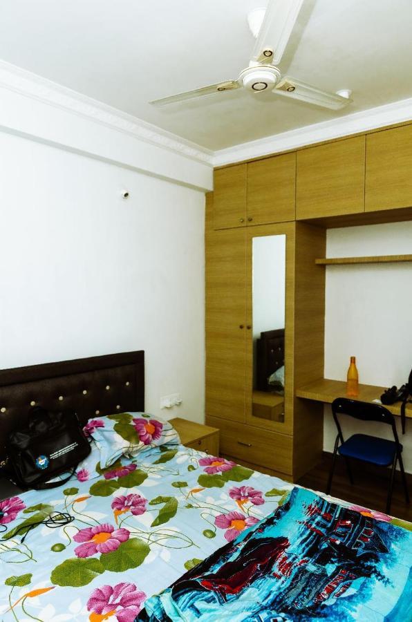 Rvr Abode -Private Rooms Bangalore Luaran gambar