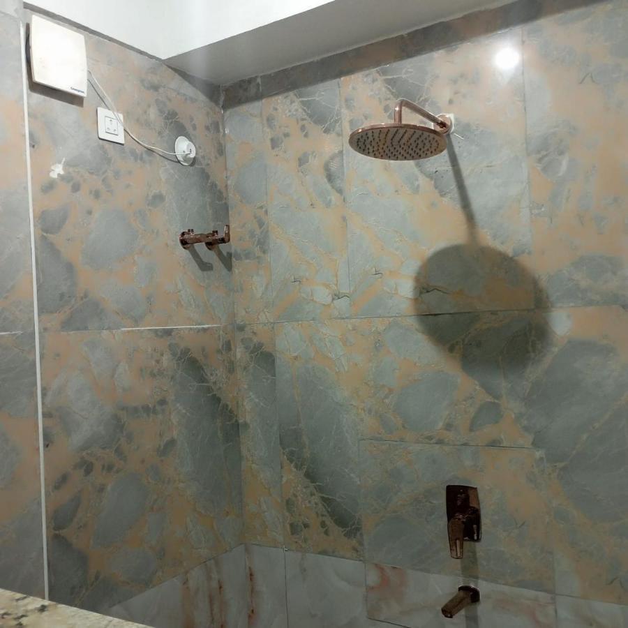 Rvr Abode -Private Rooms Bangalore Luaran gambar